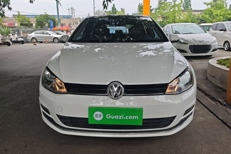 Used Volkswagen Golf 2015 1.4TSI Automatic Luxury Model Front