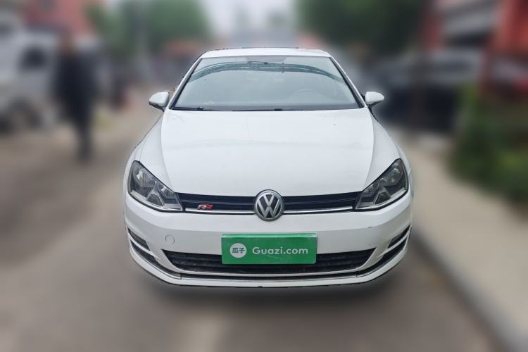 Used Volkswagen Golf 2015 1.6L Manual Fashion Edition Front
