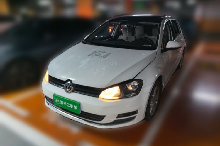 Used Volkswagen Golf 2015 1.4TSI Automatic Comfort Model Guazi used car, China used car export, Used car for sale, Used  cars, Cheapest cars for sale