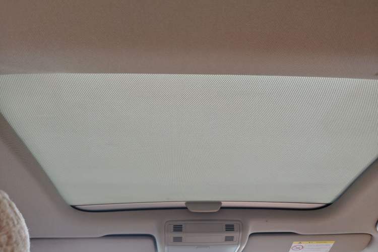 Used Volkswagen Golf 2015 1.4TSI Automatic Comfort Model Headliner