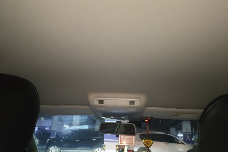 Used Volkswagen Golf 2015 1.6L Automatic Fashion Model Headliner