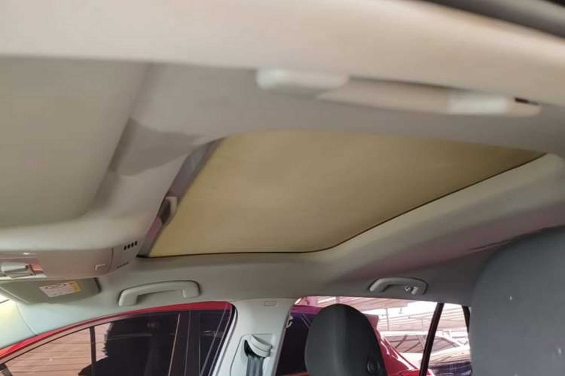 Used Volkswagen Golf 2015 1.4TSI Automatic Comfort Model Headliner
