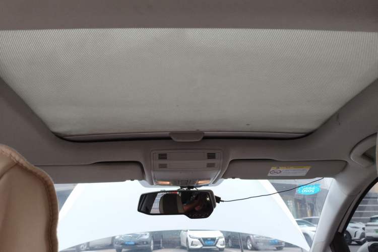 Used Volkswagen Golf 2015 1.4TSI Automatic Comfort Model Headliner