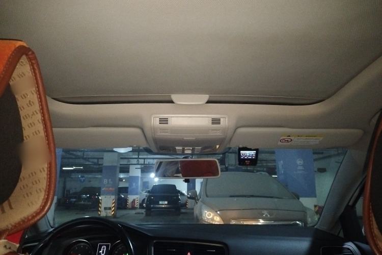 Used Volkswagen Golf 2015 1.4TSI Automatic Comfort Model Headliner