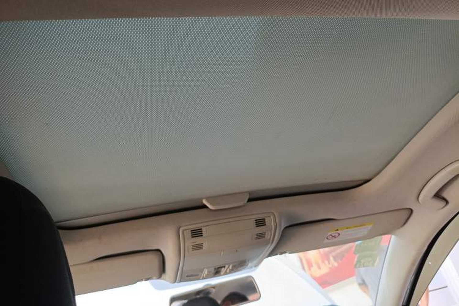 Used Volkswagen Golf 2015 1.4TSI Automatic Comfort Model Headliner