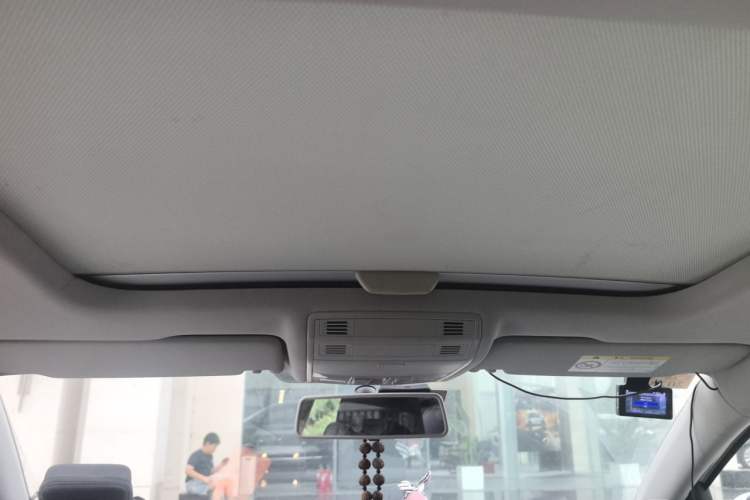 Used Volkswagen Golf 2015 1.4TSI Automatic Comfort Model Headliner