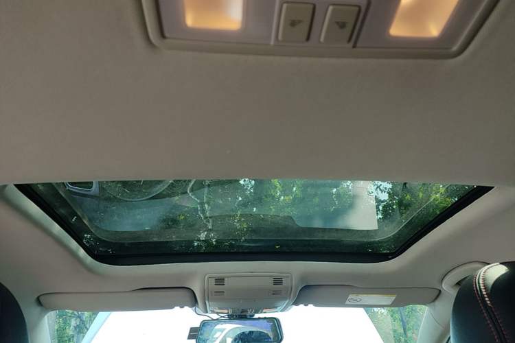 Used Volkswagen Golf 2015 1.4TSI Automatic Comfort Model Headliner