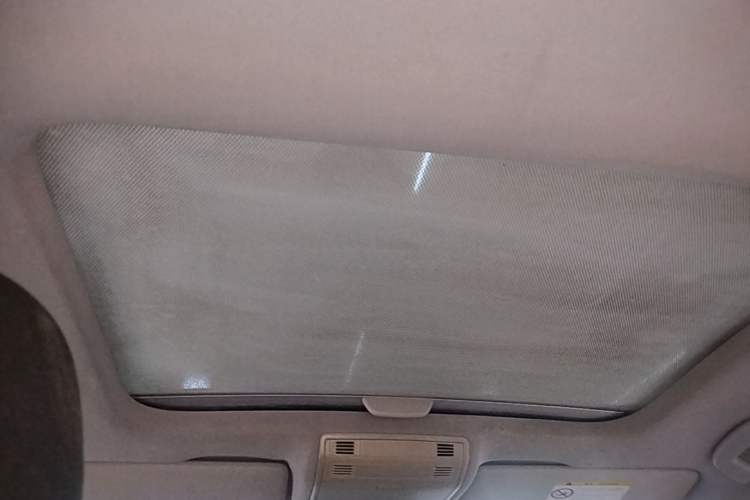 Used Volkswagen Golf 2015 1.4TSI Automatic Comfort Model Headliner