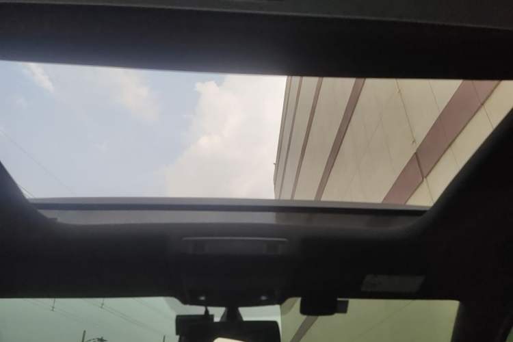Used Volkswagen Golf 2015 2.0 TSI R Headliner
