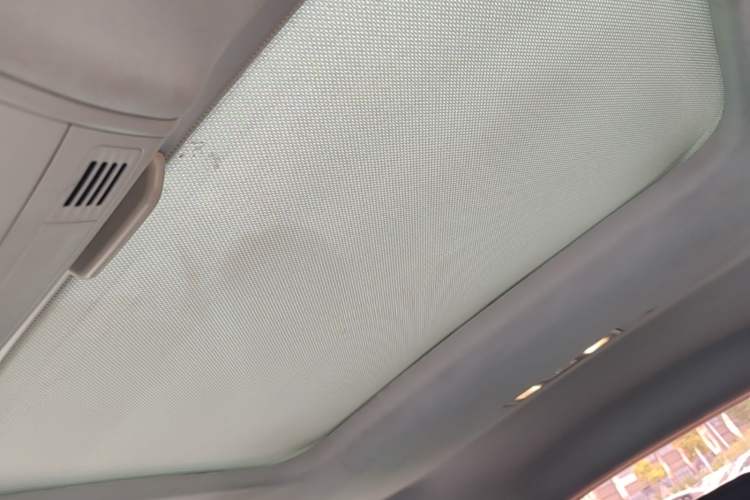 Used Volkswagen Golf 2015 1.6L Automatic Comfort Model Headliner