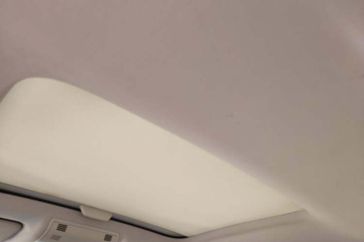 Used Volkswagen Golf 2015 1.4TSI Automatic Comfort Model Headliner