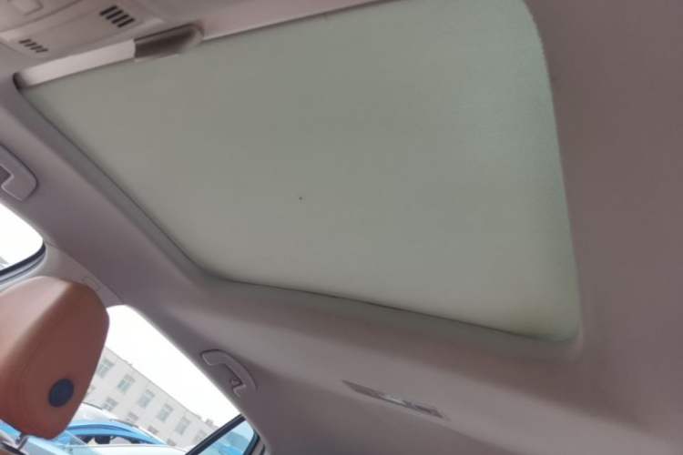 Used Volkswagen Golf 2015 1.4TSI Automatic Comfort Model Headliner