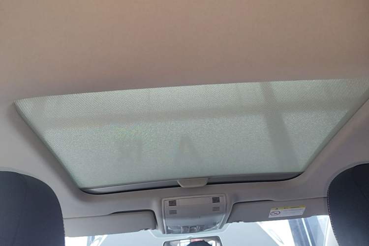 Used Volkswagen Golf 2015 1.6L Automatic Comfort Model Headliner
