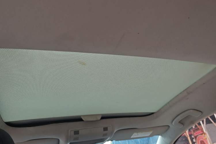 Used Volkswagen Golf 2015 1.4TSI Automatic Comfort Model Headliner