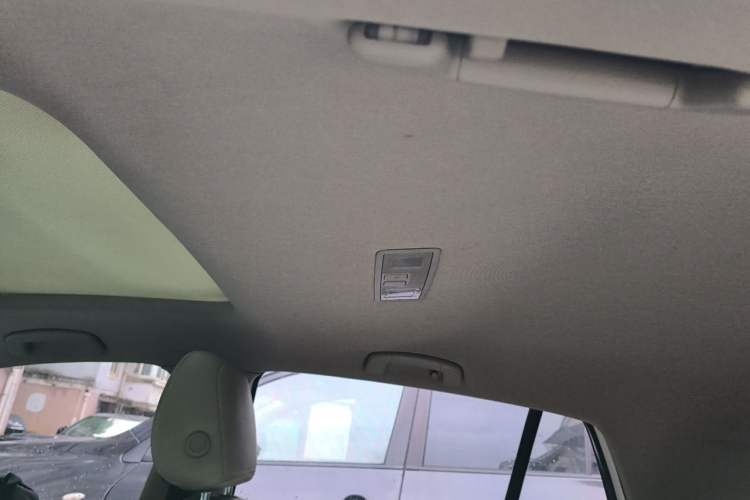 Used Volkswagen Golf 2015 1.6L Automatic Comfort Model Headliner