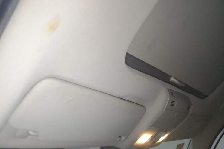 Used Volkswagen Golf 2015 1.4TSI Automatic Comfort Model Headliner