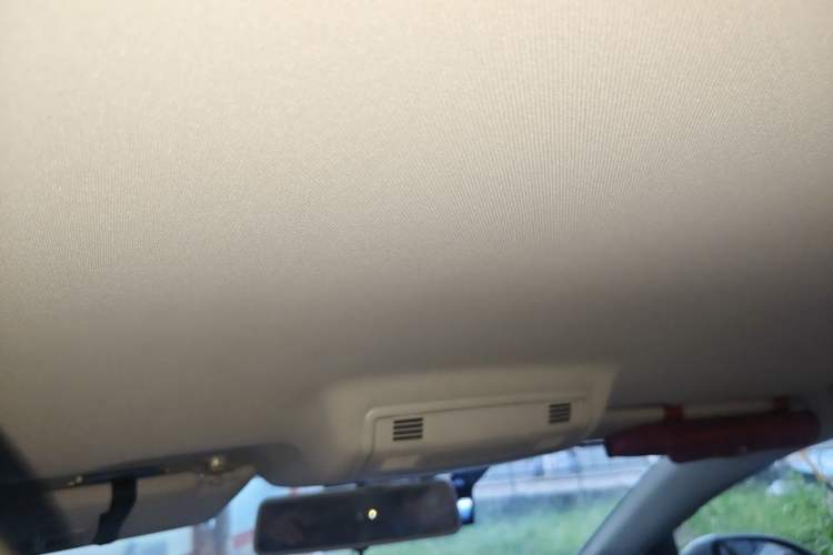 Used Volkswagen Golf 2015 1.6L Automatic Fashion Model Headliner