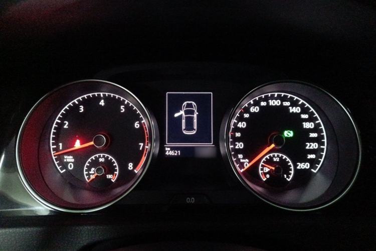 Used Volkswagen Golf 2015 1.4TSI Automatic Flagship Model Instrument Cluster