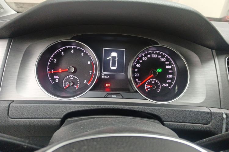 Used Volkswagen Golf 2015 1.4TSI Comfort Travel Edition Instrument Cluster