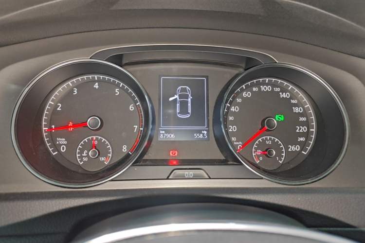 Used Volkswagen Golf 2015 1.2TSI Automatic Comfort Model Instrument Cluster