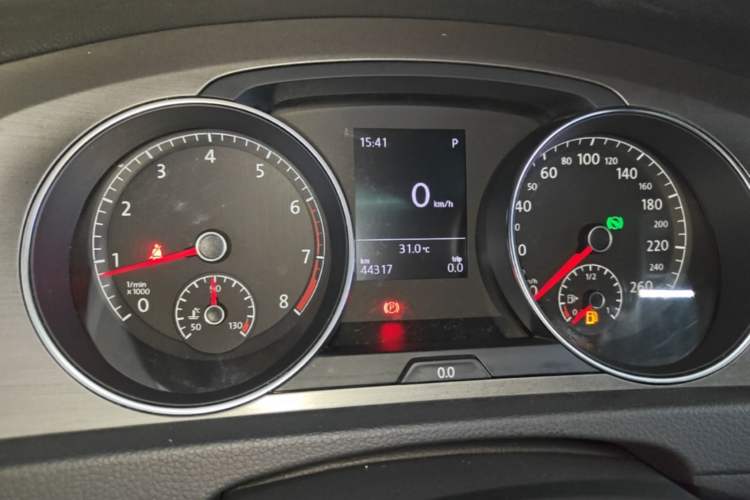 Used Volkswagen Golf 2015 1.4TSI Automatic Comfort Model Instrument Cluster