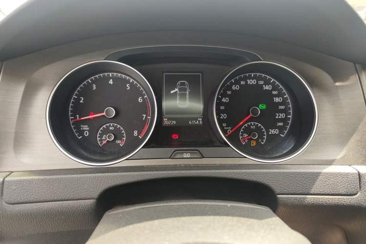 Used Volkswagen Golf 2015 1.4TSI Automatic Comfort Model Instrument Cluster