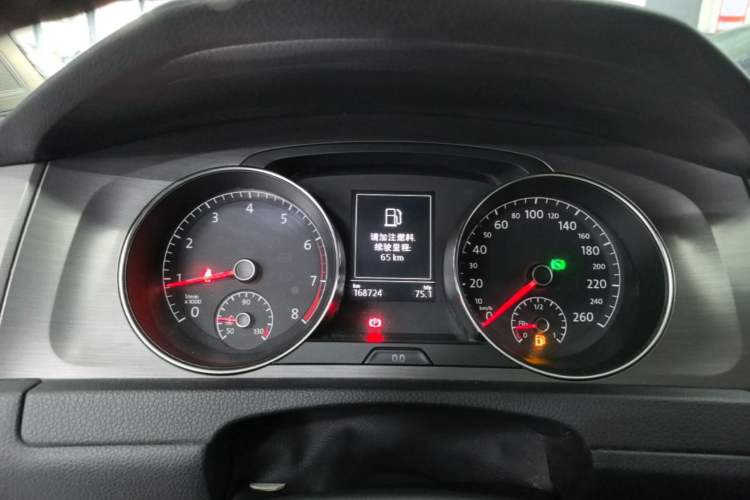 Used Volkswagen Golf 2015 1.4TSI Automatic Comfort Model Instrument Cluster