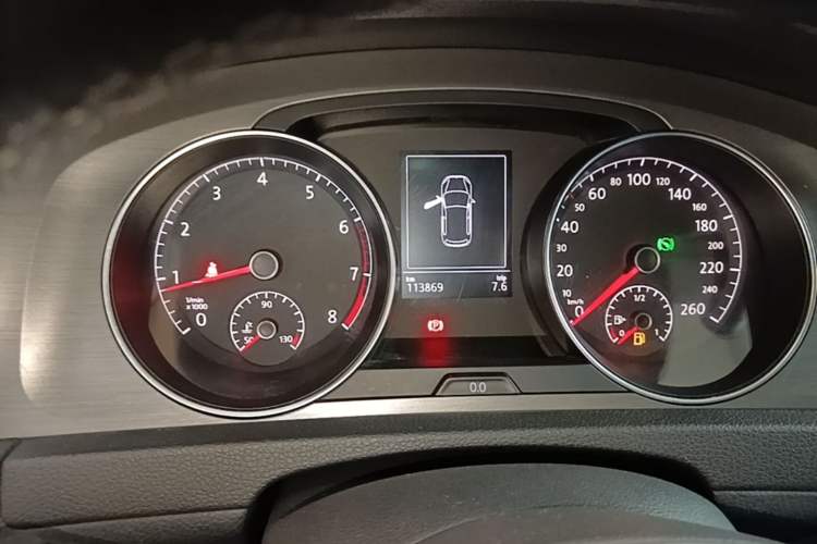 Used Volkswagen Golf 2015 1.6L Automatic Comfort Model Instrument Cluster