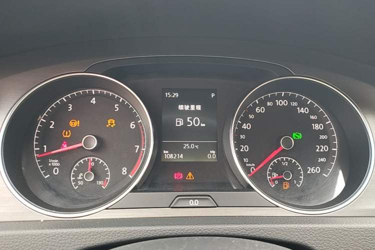 Used Volkswagen Golf 2015 1.6L Automatic Comfort Model Instrument Cluster