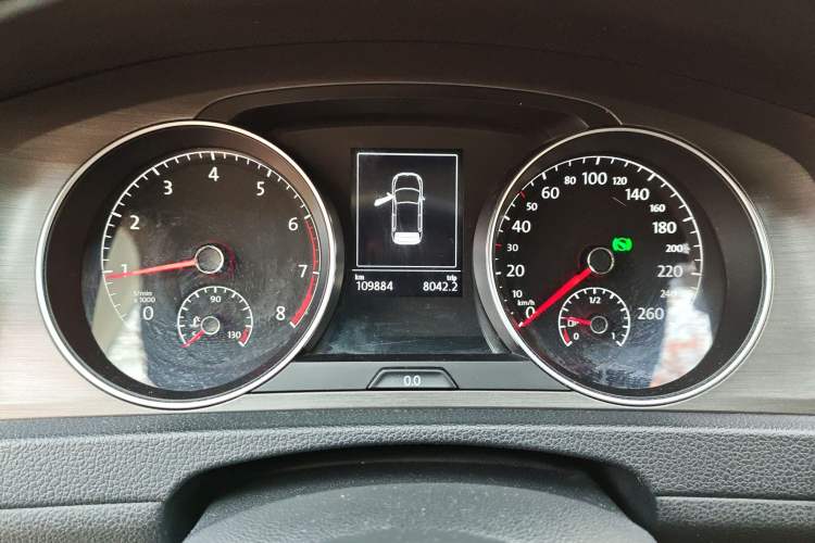 Used Volkswagen Golf 2015 1.4TSI Automatic Comfort Model Instrument Cluster
