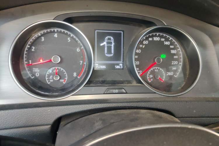 Used Volkswagen Golf 2015 1.4TSI Automatic Comfort Model Instrument Cluster