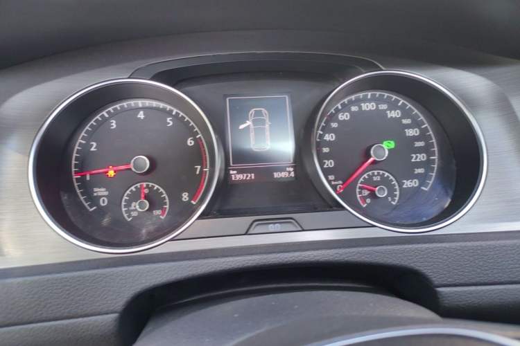 Used Volkswagen Golf 2015 1.4TSI Automatic Comfort Model Instrument Cluster