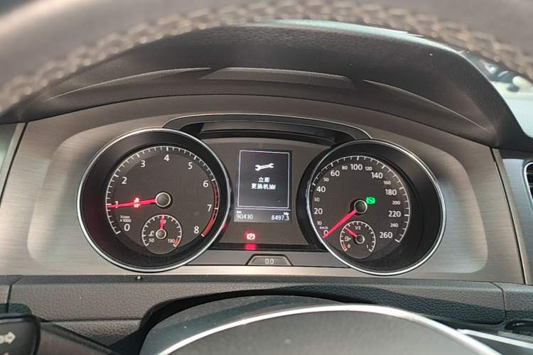Used Volkswagen Golf 2015 1.4TSI Automatic Comfort Model Instrument Cluster