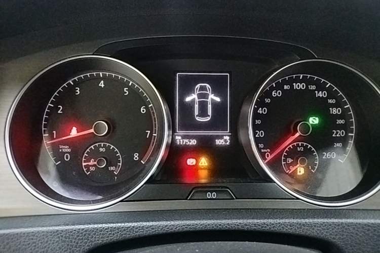 Used Volkswagen Golf 2015 1.4TSI Automatic Comfort Model Instrument Cluster