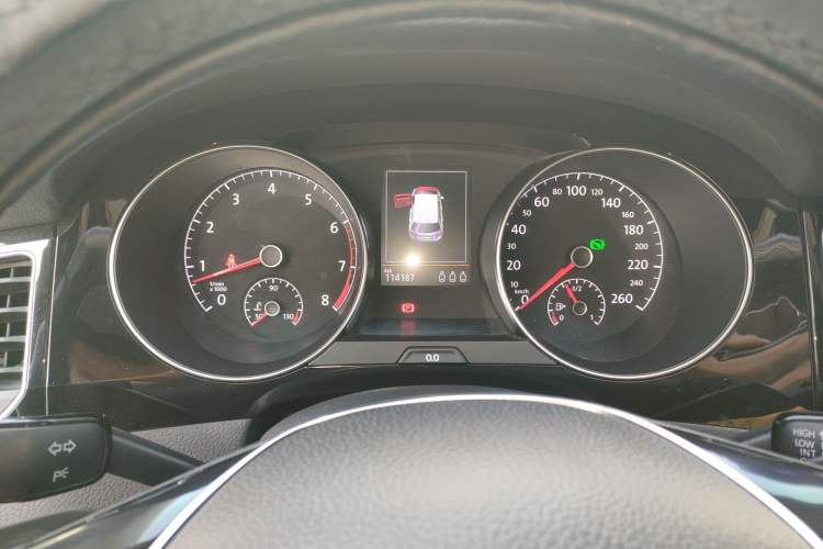 Used Volkswagen Golf 2015 1.4TSI Sportsvan Instrument Cluster