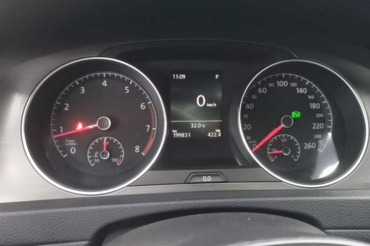 Used Volkswagen Golf 2015 1.4TSI Automatic Comfort Model Instrument Cluster