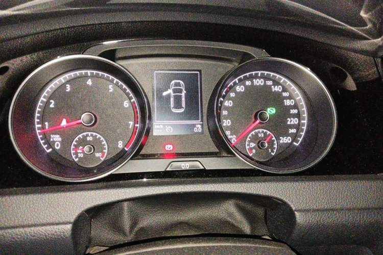 Used Volkswagen Golf 2015 1.4TSI Automatic Flagship Model Instrument Cluster