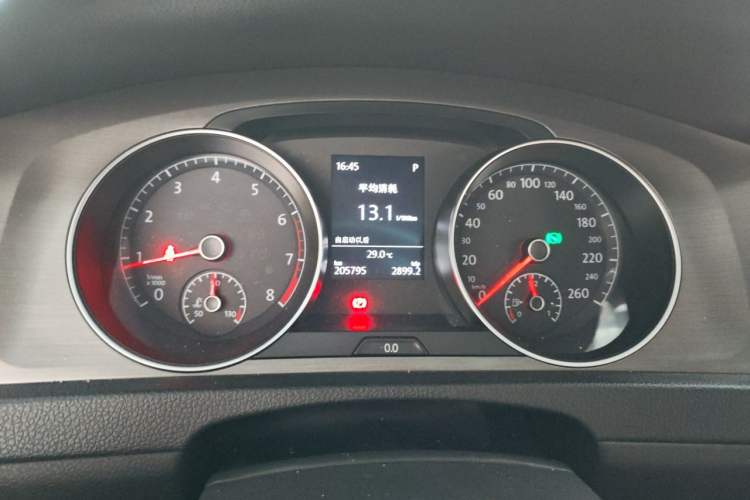 Used Volkswagen Golf 2015 1.4TSI Automatic Comfort Model Instrument Cluster