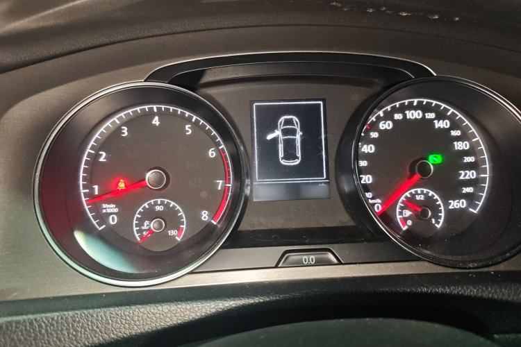 Used Volkswagen Golf 2015 1.2TSI Automatic Comfort Model Instrument Cluster