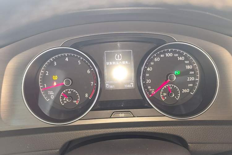 Used Volkswagen Golf 2015 1.6L Automatic Comfort Model Instrument Cluster