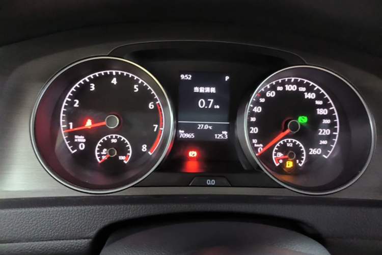 Used Volkswagen Golf 2015 1.6L Automatic Comfort Model Instrument Cluster