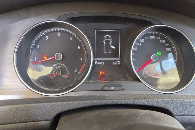 Used Volkswagen Golf 2015 1.4TSI Automatic Comfort Model Instrument Cluster