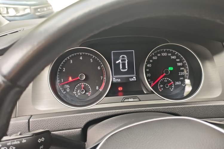 Used Volkswagen Golf 2015 1.4TSI Automatic Comfort Model Instrument Cluster