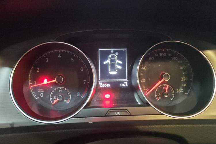 Used Volkswagen Golf 2015 1.4TSI Automatic Comfort Model Instrument Cluster