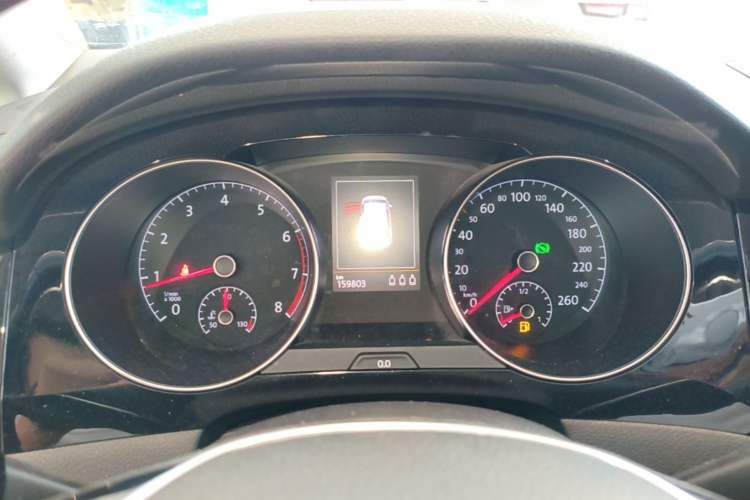 Used Volkswagen Golf 2015 1.4TSI Sportsvan Instrument Cluster