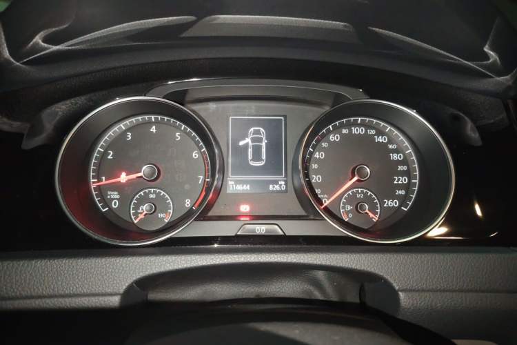 Used Volkswagen Golf 2015 1.4TSI Automatic Flagship Model Instrument Cluster