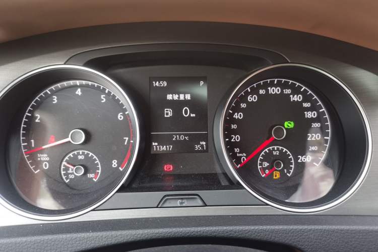 Used Volkswagen Golf 2015 1.4TSI Automatic Comfort Model Instrument Cluster