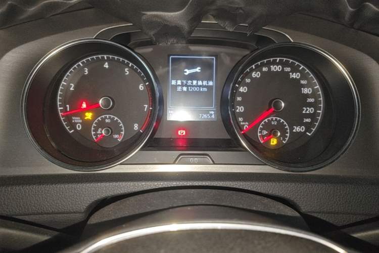 Used Volkswagen Golf 2015 1.4TSI Automatic Comfort Model Instrument Cluster