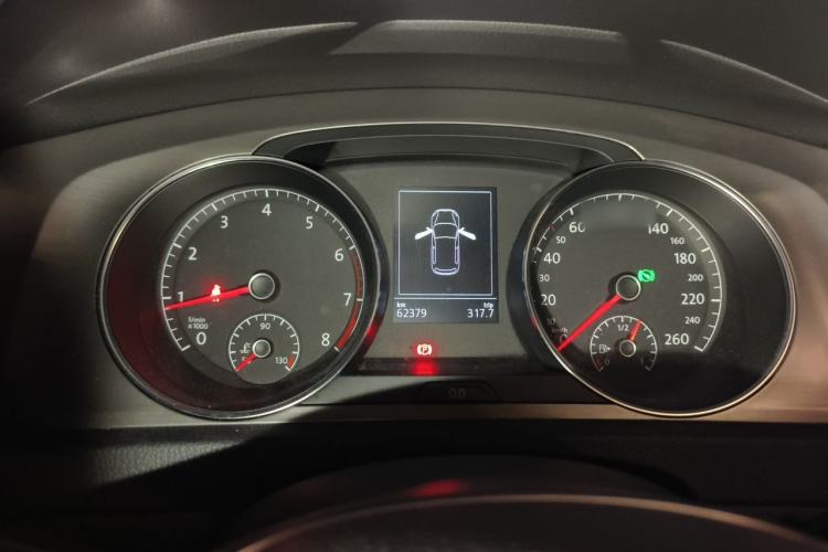 Used Volkswagen Golf 2015 1.4TSI Automatic Comfort Model Instrument Cluster
