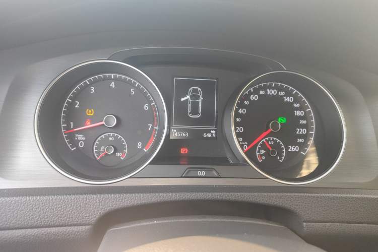 Used Volkswagen Golf 2015 1.4TSI Automatic Comfort Model Instrument Cluster